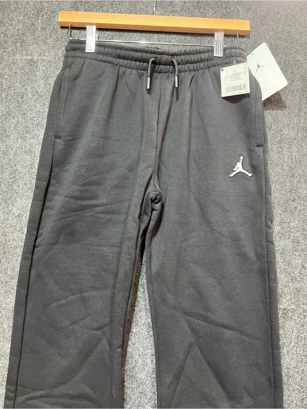 Air Jordan Big Kids Black Fleece Jogger Pants Size L (12-13 years old)